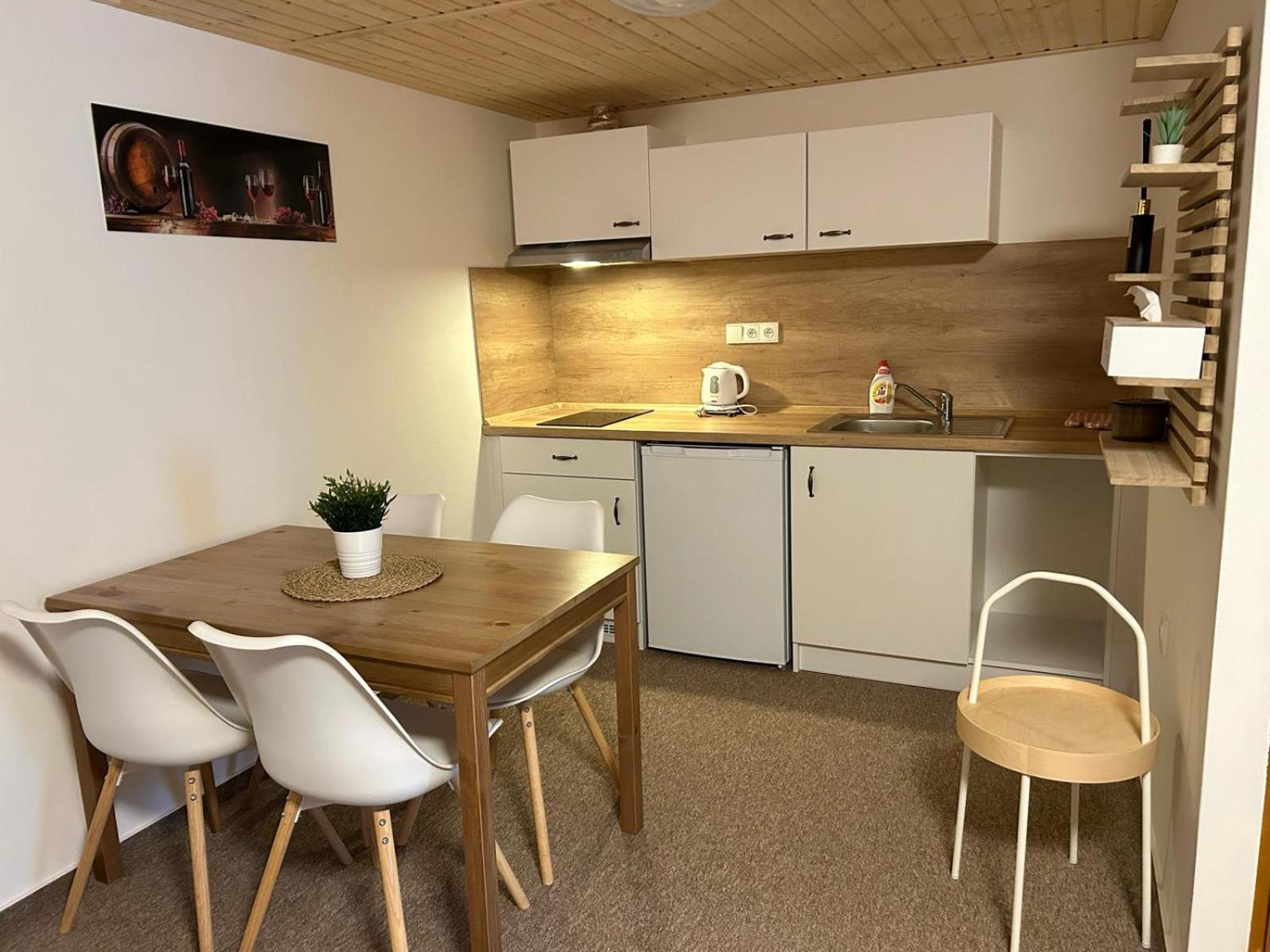 Přítluky Apartmany U Palavy מראה חיצוני תמונה