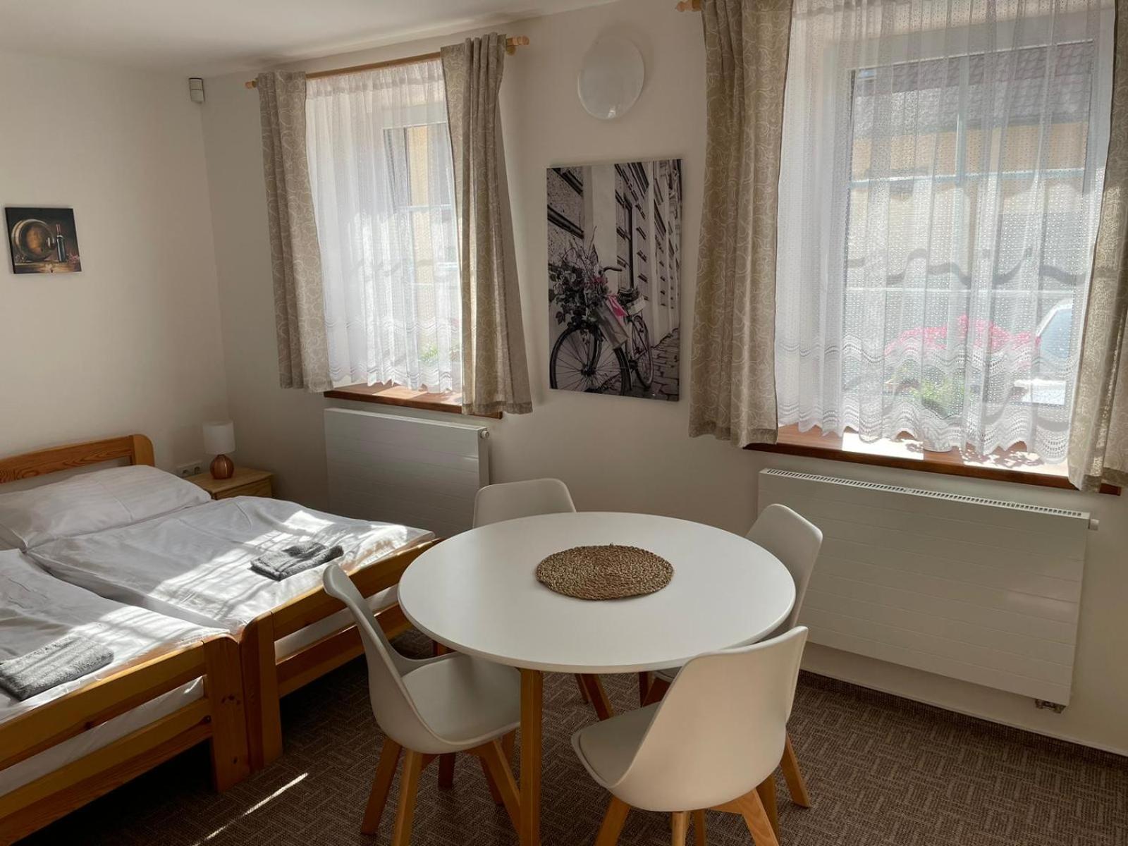 Přítluky Apartmany U Palavy מראה חיצוני תמונה